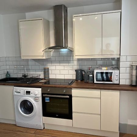 Flat 1 Cairo Street Daire Warrington  Dış mekan fotoğraf