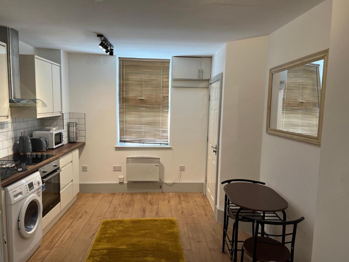 Flat 1 Cairo Street Daire Warrington  Dış mekan fotoğraf